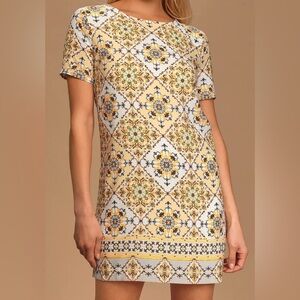 Lulu’s Yellow Dandelion Shift Dress